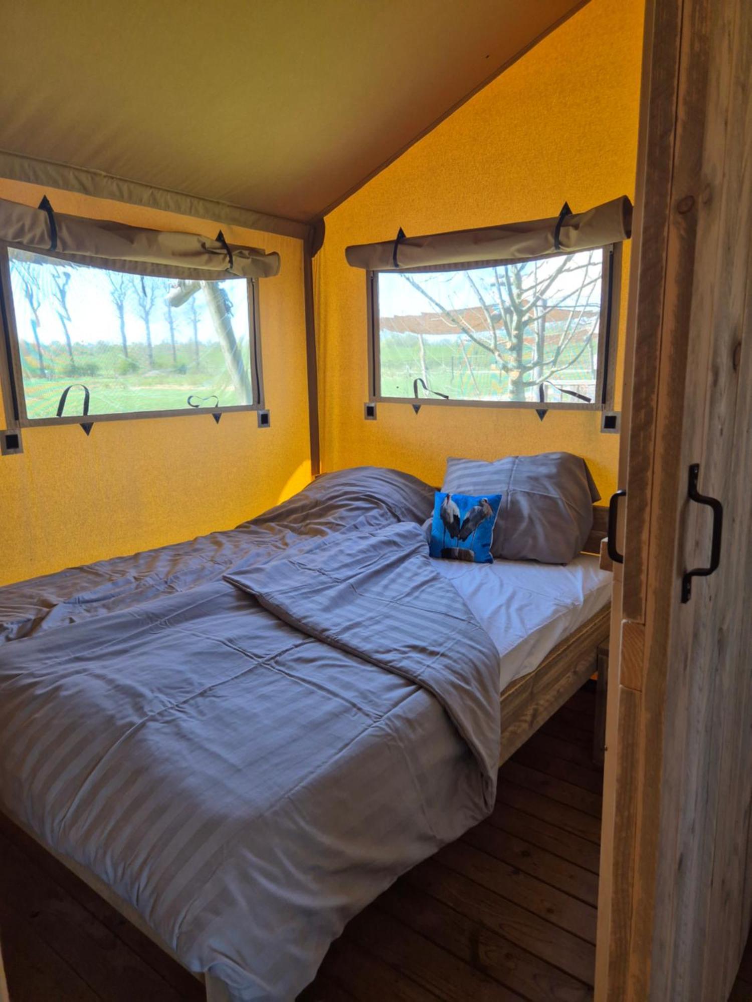 De Hazelaarshof Luxe Glampingtent Bij Natuurgebied De Millingerwaard Kekerdom Exterior photo